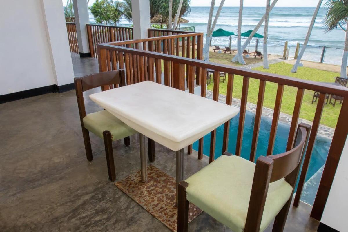 Shavara Beach Ahangama Exterior photo