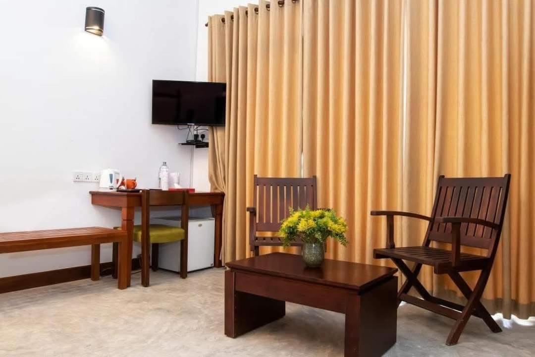Shavara Beach Ahangama Exterior photo